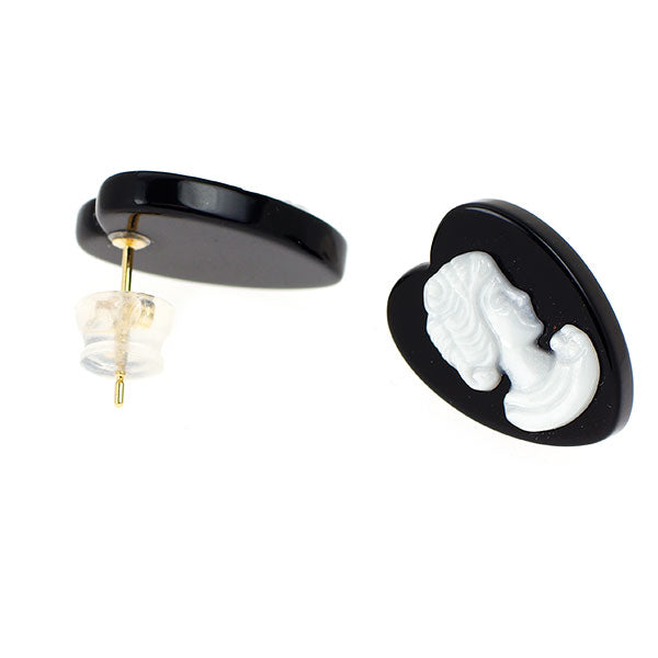 新品 K18YG オニキス シェル ピアス ハート