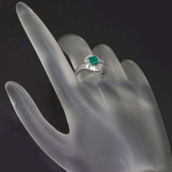 Pt900 エメラルド ダイヤモンド リング 0.55ct D0.71ct