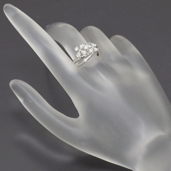 Pt900 ダイヤモンド リング 0.67ct フラワー