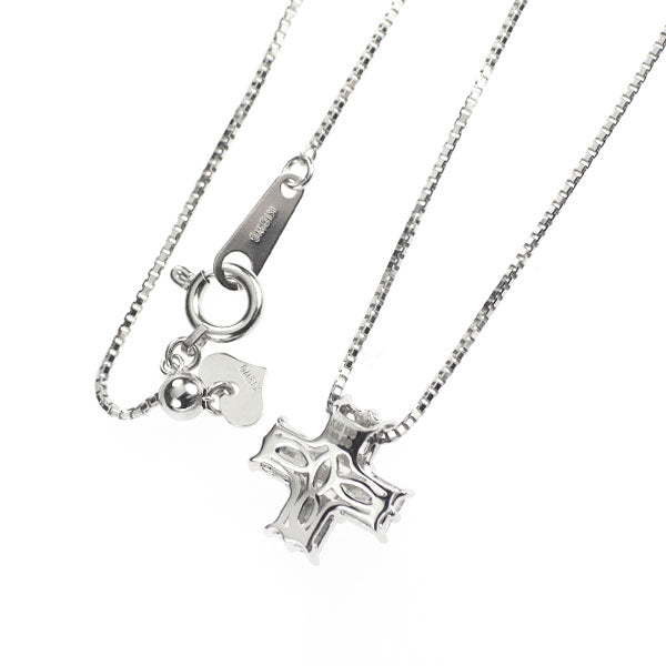 K18WG ダイヤモンド ペンダントネックレス 0.50ct クロス