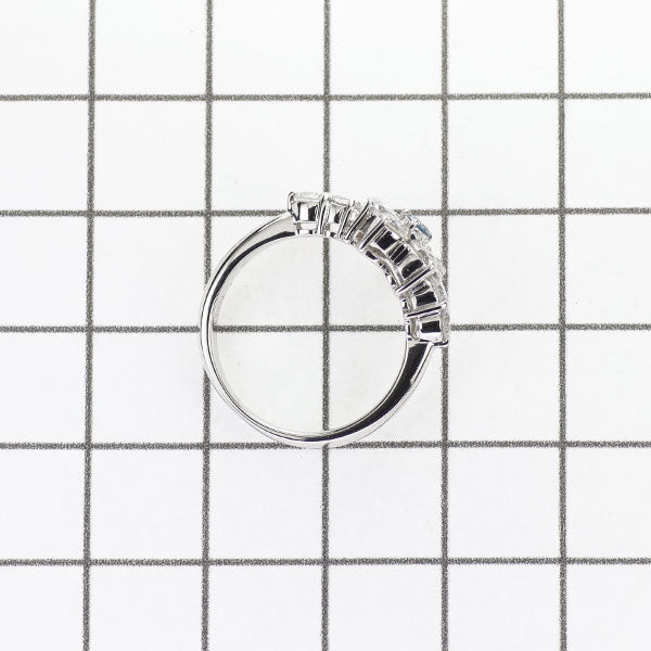 Pt900 カラーレス/トリートブルー ダイヤモンド リング 1.00ct フラワー