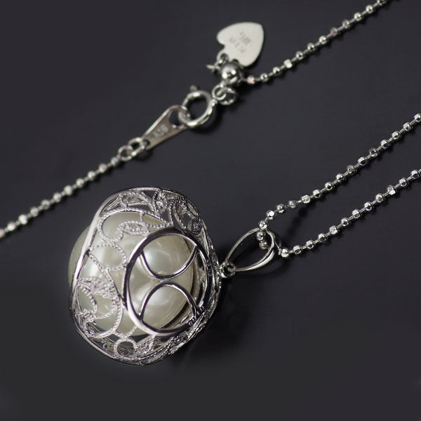 K18WG 白蝶 真珠 ダイヤモンド ペンダントネックレス 径約13.8mm D0.106ct