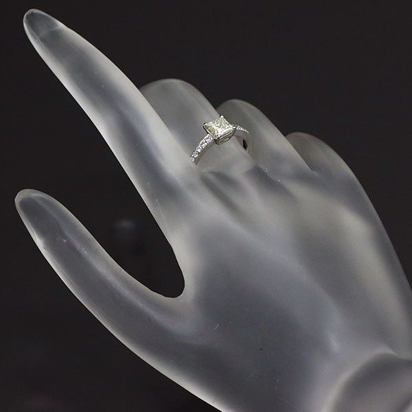 Pt900 プリンセスカット ダイヤモンド リング 0.650ct D0.13ct