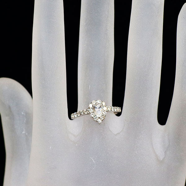 新品 Pt950 ペアシェイプカットダイヤモンド リング 0.317ct F VS2 D0.43ct
