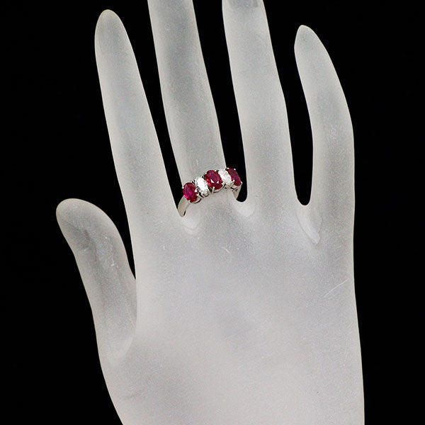 Pt900 ルビー ダイヤモンド リング 1.74ct D0.47ct 一文字