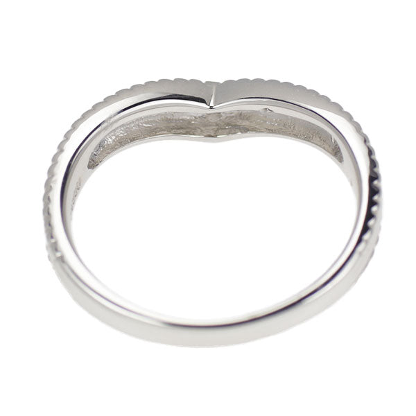 Pt950 ダイヤモンド リング 0.16ct V字 — セルビーオンラインストア 