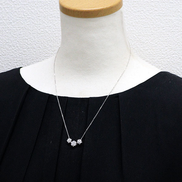 モニッケンダム Pt ダイヤモンド ペンダントネックレス 0.85ct フラワー