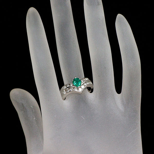 Pt900 エメラルド ダイヤモンド リング 0.54ct D0.56ct