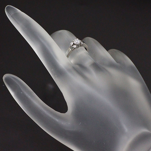 カルティエ Pt950 ダイヤモンド リング 0.24ct E VVS2 バレリーナ 45号