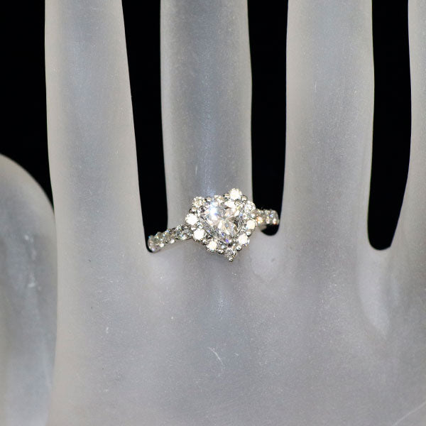 新品 Pt950 ハートシェイプ ダイヤモンド リング 1.039ct E SI2 D0.81ct【エスコレ】