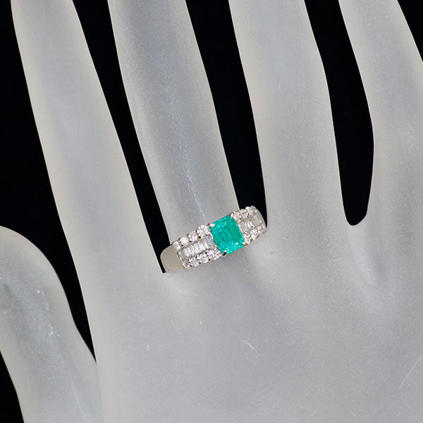 Pt900 エメラルド ダイヤモンド リング 0.78ct D0.50ct — セルビー