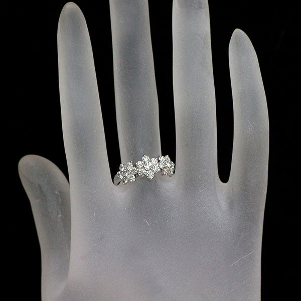 K18WG H&Cダイヤモンド リング 1.113ct フラワー