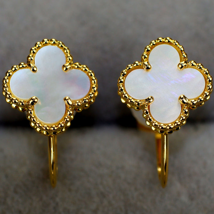 ヴァンクリーフ＆アーペル K18YG シェル イヤリング スウィート