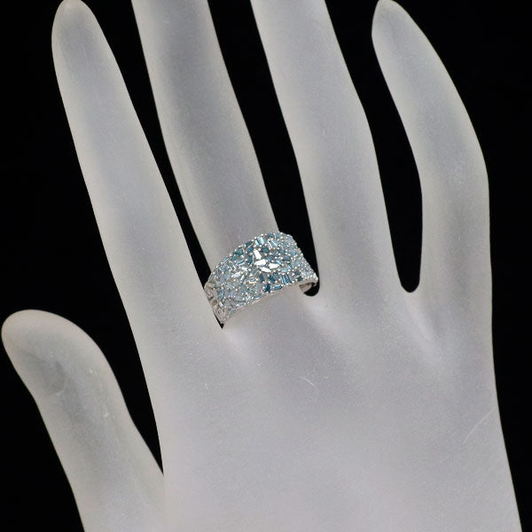 K18WG カラーレス/トリートブルー ダイヤモンド リング 0.60ct