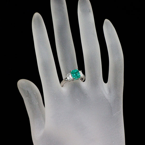 Pt900 エメラルド ダイヤモンド リング 1.53ct D0.96ct
