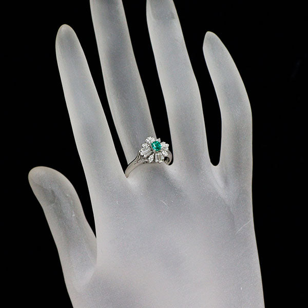 Pt900 エメラルド ダイヤモンド リング 0.22ct D0.49ct