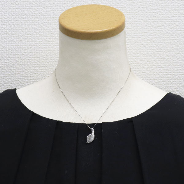 K18WG ダイヤモンド ペンダントネックレス 0.30ct 植物