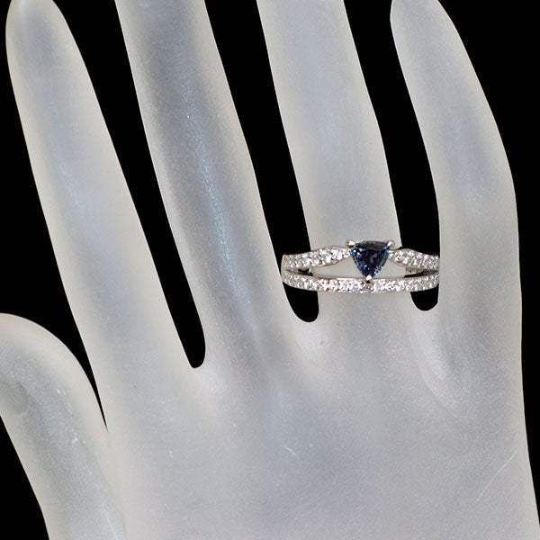 Pt900 マダガスカルベキリー産 ベキリーブルーカラーチェンジガーネット ダイヤモンド リング 0.56ct D0.50ct