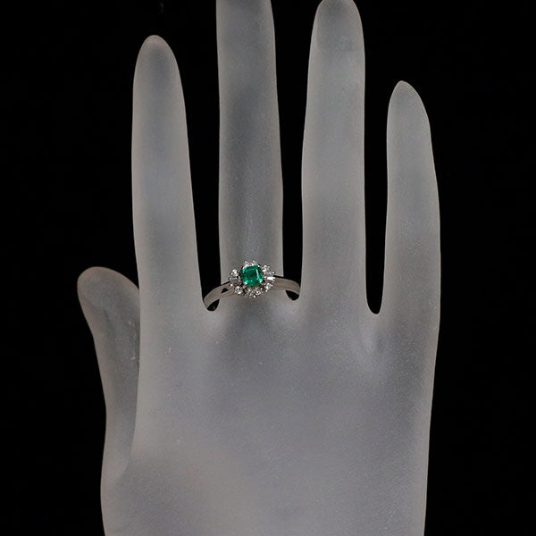 Pt900 エメラルド ダイヤモンド リング 0.31ct D0.19ct