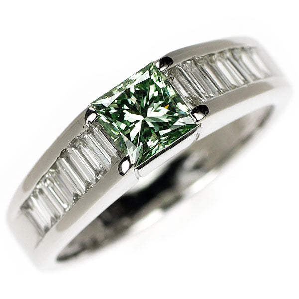 Pt900 トリートグリーンダイヤモンド リング 0.780ct FLG VS2 D0.48ct