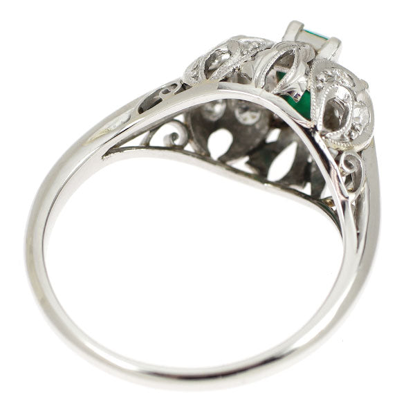 Pt900 エメラルド ダイヤモンド リング 0.23ct 0.32ct 0.17ct 陽刻ビンテージ 昭和風レトロ