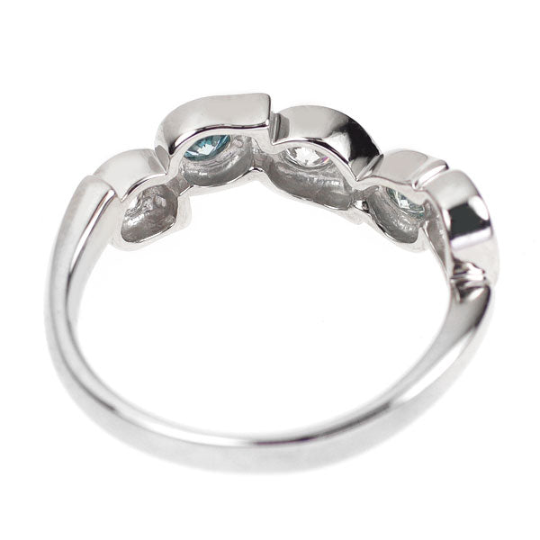 Pt900 アイスブルー/カラーレス ダイヤモンド リング 0.19ct D0.31ct