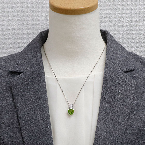 K18WG トリリアントシェイプ ペリドット ダイヤモンド ペンダントトップ 3.71ct D0.08ct