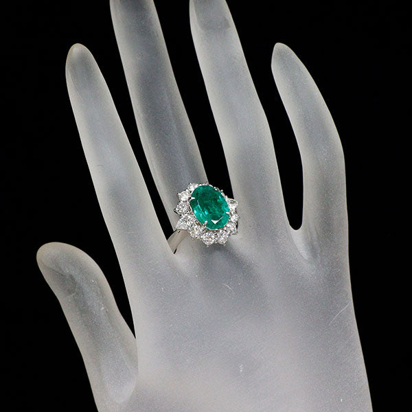Pt900 エメラルド ダイヤモンド リング 3.98ct D1.88ct
