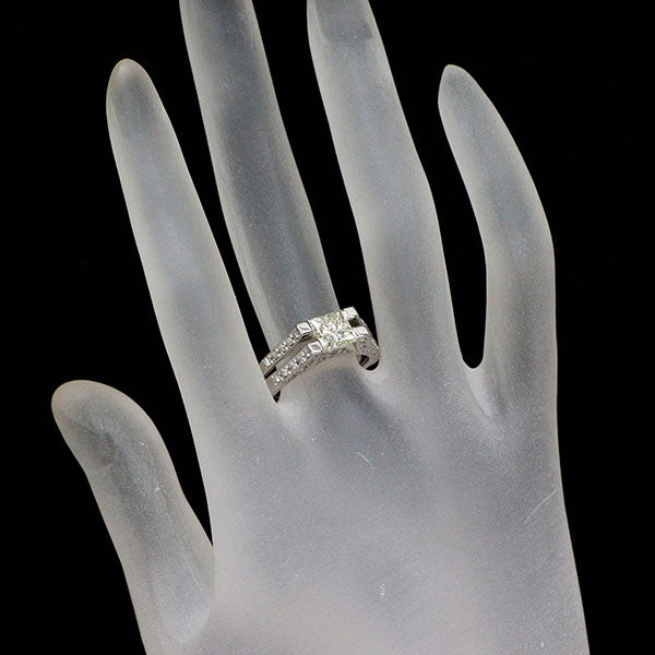 Pt900 プリンセスカット ダイヤモンド リング 1.505ct D0.31ct