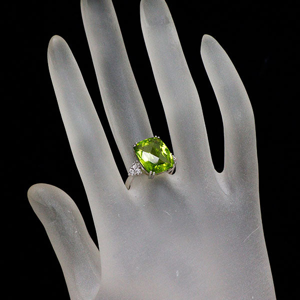 K18WG ペリドット ダイヤモンド リング 8.78ct D0.33ct