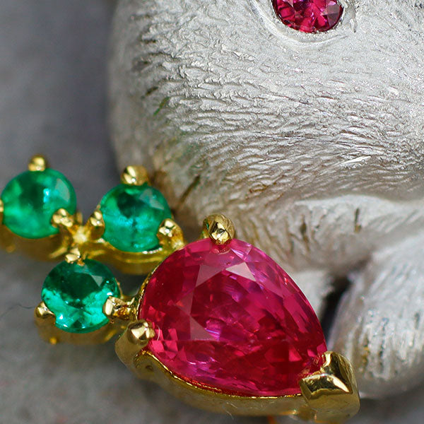 石川暢子 K18YG/WG ルビー エメラルド ブローチ うさぎさんモチーフ アニマル