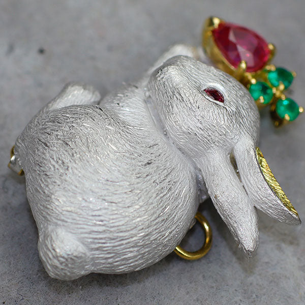 石川暢子 K18YG/WG ルビー エメラルド ブローチ うさぎさんモチーフ アニマル