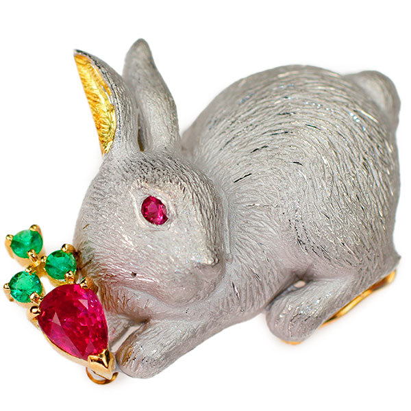石川暢子 K18YG/WG ルビー エメラルド ブローチ うさぎさんモチーフ アニマル