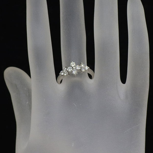 Pt900 ダイヤモンド リング 0.70ct フラワー