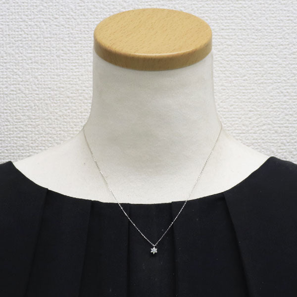 テイクアップ K18WG アイスブルー/カラーレス ダイヤモンド ペンダントネックレス 0.08ct フラワー