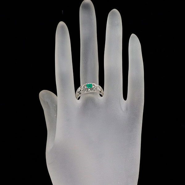 Pt900 エメラルド ダイヤモンド リング 0.24ct D0.06ct
