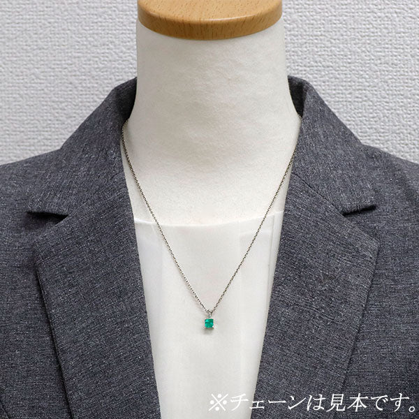 K18WG エメラルド ダイヤモンド ペンダントトップ 0.66ct D0.09ct