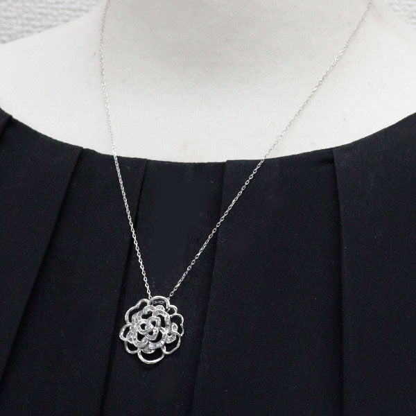 K18WG ダイヤモンド ペンダントネックレス 0.55ct フラワー