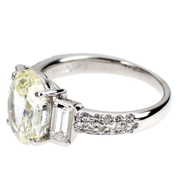 Pt900 オーバル ダイヤモンド リング 3.022ct LY VS2 D1.002ct