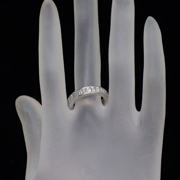 Pt900 バゲットカット ダイヤモンド リング 3.17ct フルエタニティ