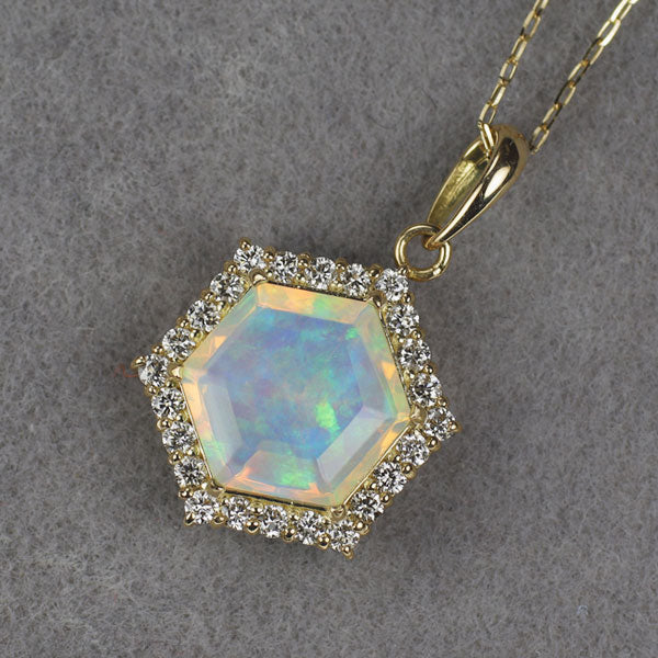 K18YG オパール ダイヤモンド ペンダントネックレス 1.00ct D0.20ct