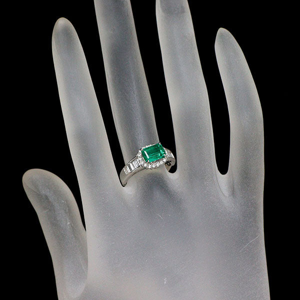 Pt900 エメラルド ダイヤモンド リング 1.07ct D0.60ct