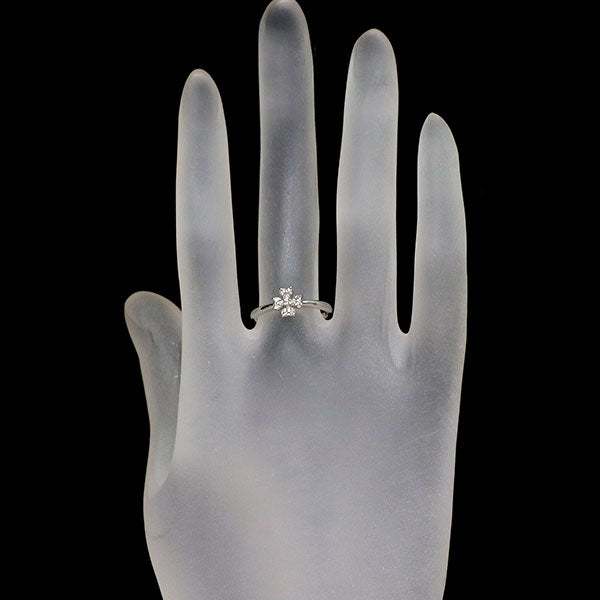 ヴァンドーム青山 K18WG ダイヤモンド リング 0.16ct クローバー