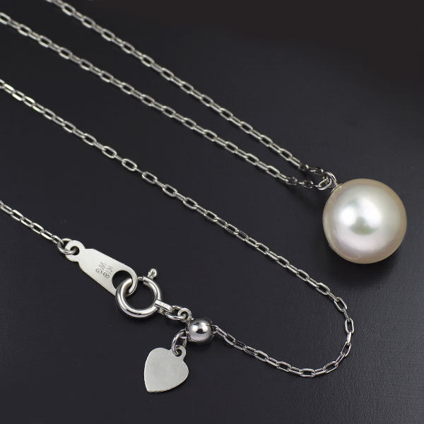 K18WG アコヤ真珠 ペンダントネックレス 径約9.0mm — セルビー