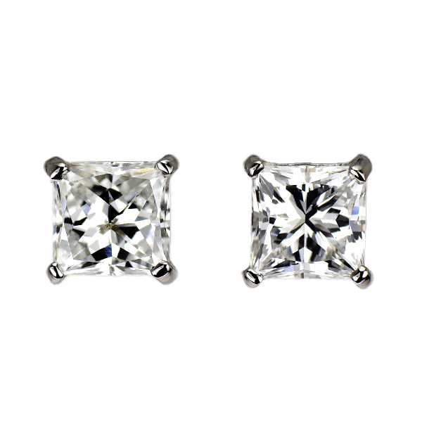 新品 Pt900 プリンセスカット ダイヤモンド ピアス 0.656ct E/F VS2