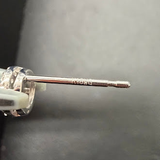 ヴァンドーム青山 K18WG ローズカット サファイア ダイヤモンド ピアス