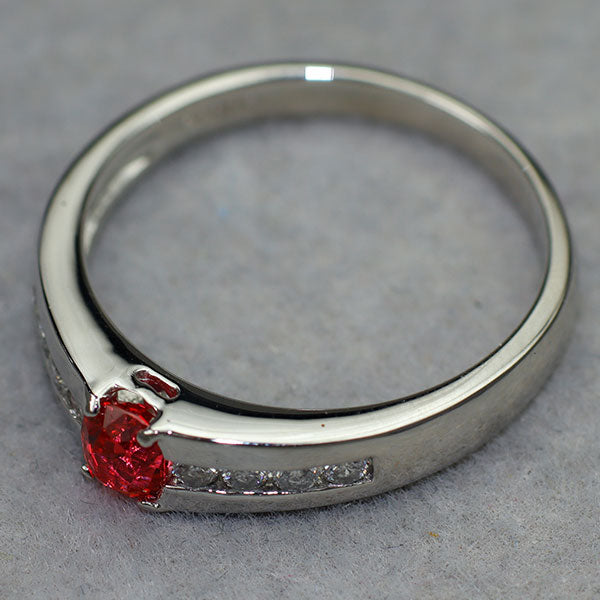 Pt900 強蛍光ピンクスピネル ダイヤモンド リング 0.403ct D0.17ct