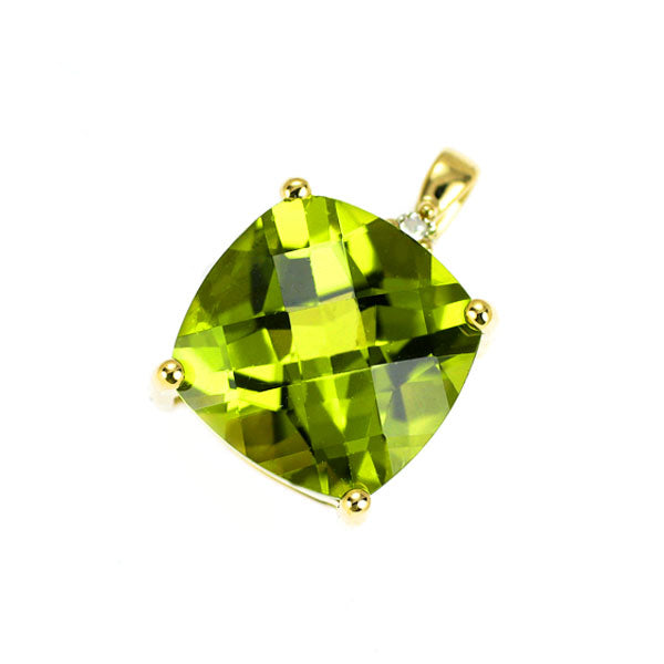 K18YG ペリドット ダイヤモンド ペンダントトップ 1.90ct D0.01ct