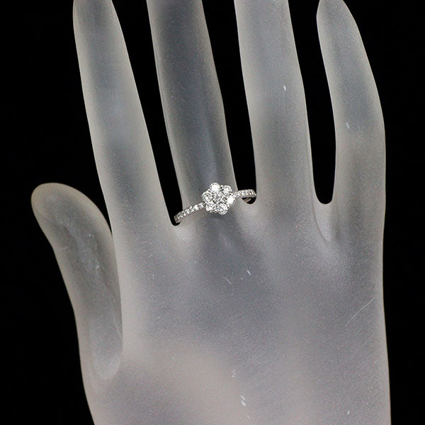K18WG ダイヤモンド リング 0.50ct フラワー