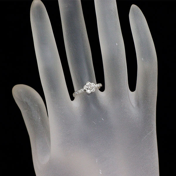 K18WG ダイヤモンド リング 0.30ct フラワー